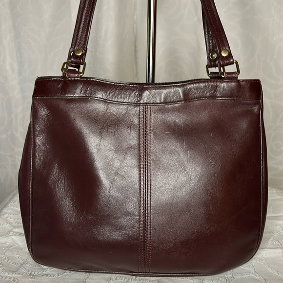 CONTESSA Vintage burgundy genuine leather shoulder handbag. Made in Hong Kong. - Picture 1 of 13